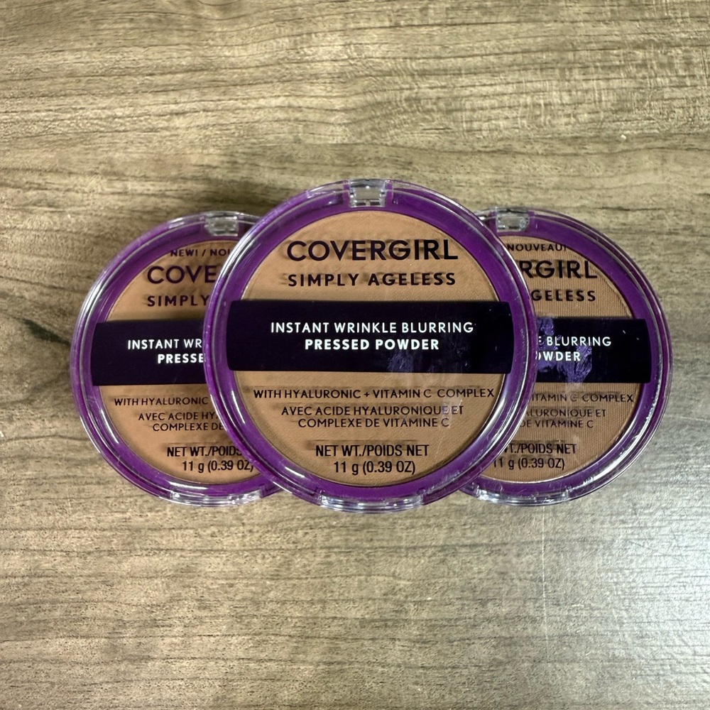 (5) Covergirl Simply Ageless Instant Wrinkle Blurring Pressed Powder Soft Sable